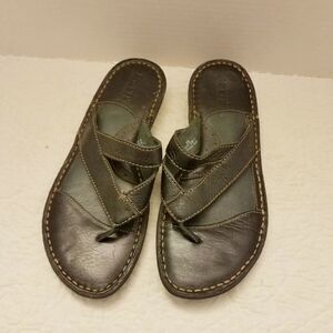 Born Black Leather sandals sz 7